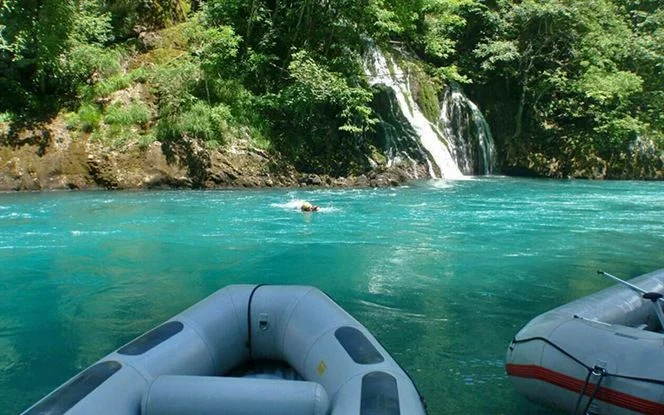 Splavarenje kanjonom rijeke Tare